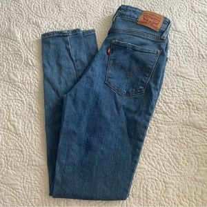 Levi’s 721 High Rise Skinny Jeans